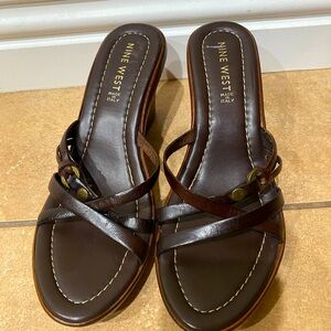 Nine West Cork Wedge Lightweight Strappy Leather Sandals Made In Italy Sz8